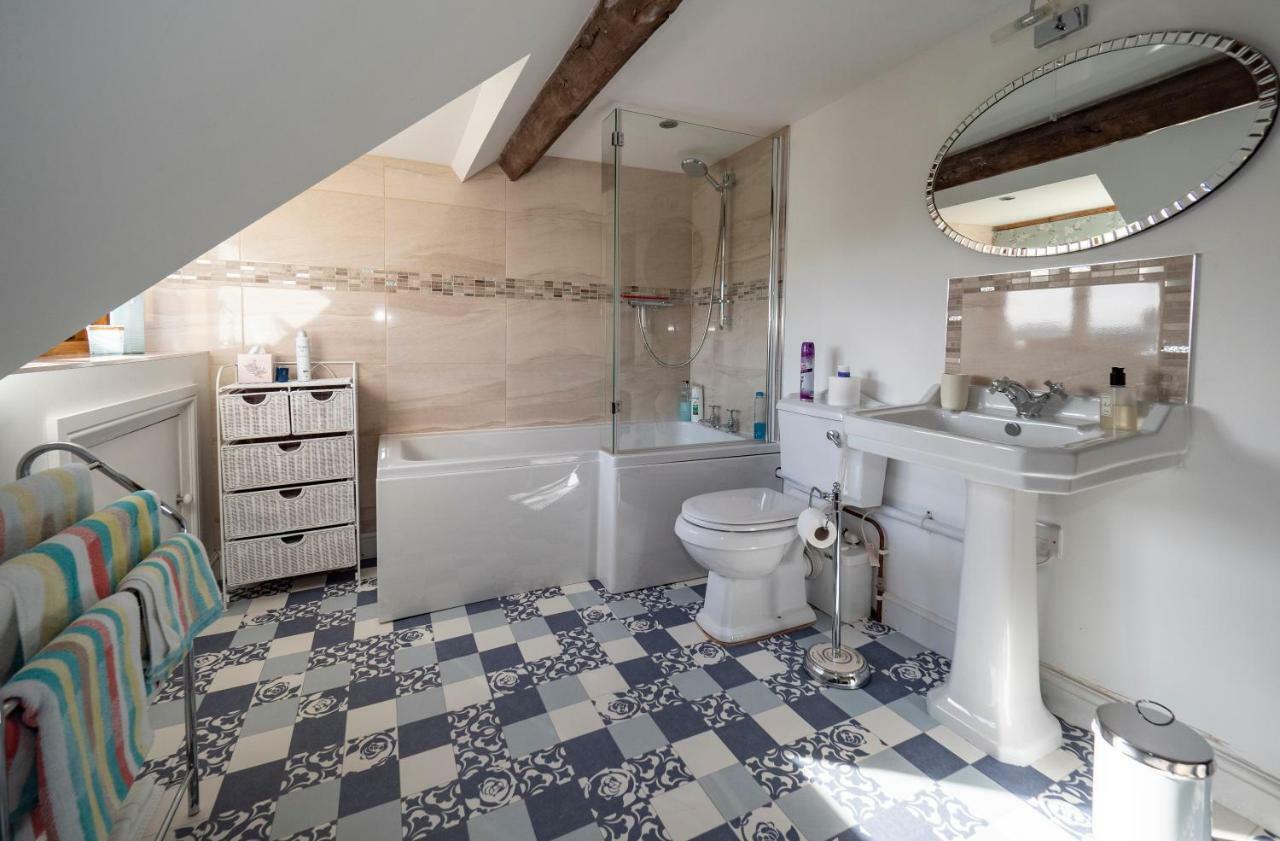 Rhyd Lydan Bed and Breakfast Newtown  Esterno foto
