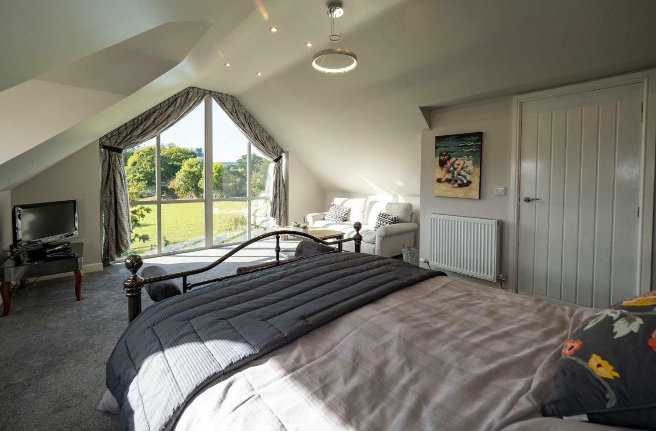 Rhyd Lydan Bed and Breakfast Newtown  Esterno foto