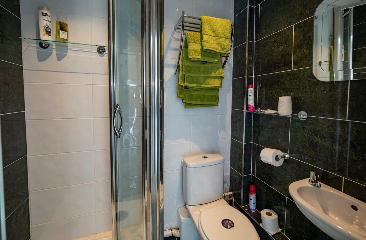 Rhyd Lydan Bed and Breakfast Newtown  Esterno foto